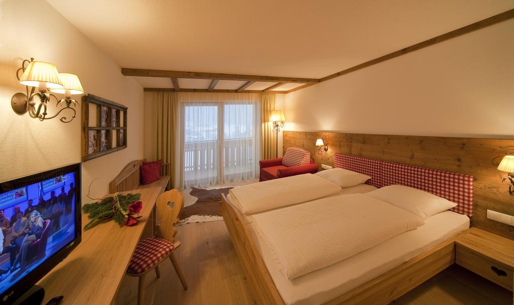 Hotel Foestlerhof Вила Отоне Екстериор снимка